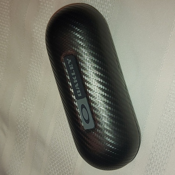 Oakley Hardshell Glass Case - Picture 1 of 4